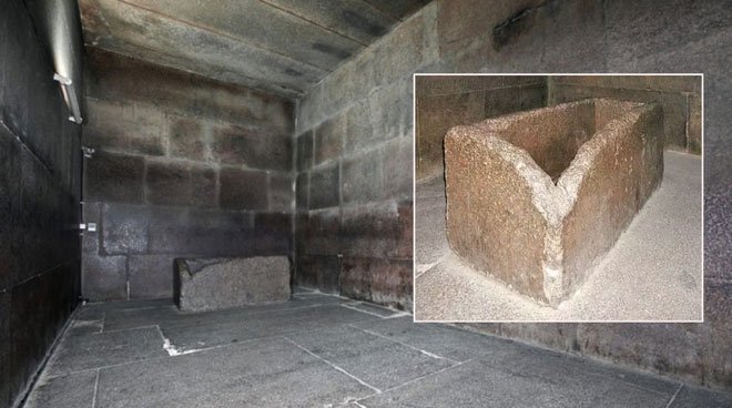  Giải mã bí ẩn đáng sợ trong kim tự tháp Ai Cập: Lăng mộ trống hoác, xác ướp đã “đi đâu”?