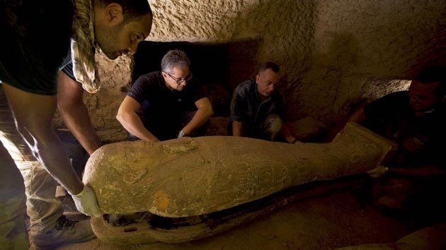  Phát hiện 13 chiếc quan tài Ai Cập có niên đại hơn 2.500 năm