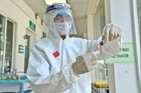 Hàng nghìn học sinh TP.HCM nghỉ học liên quan tới bệnh nhân 1347