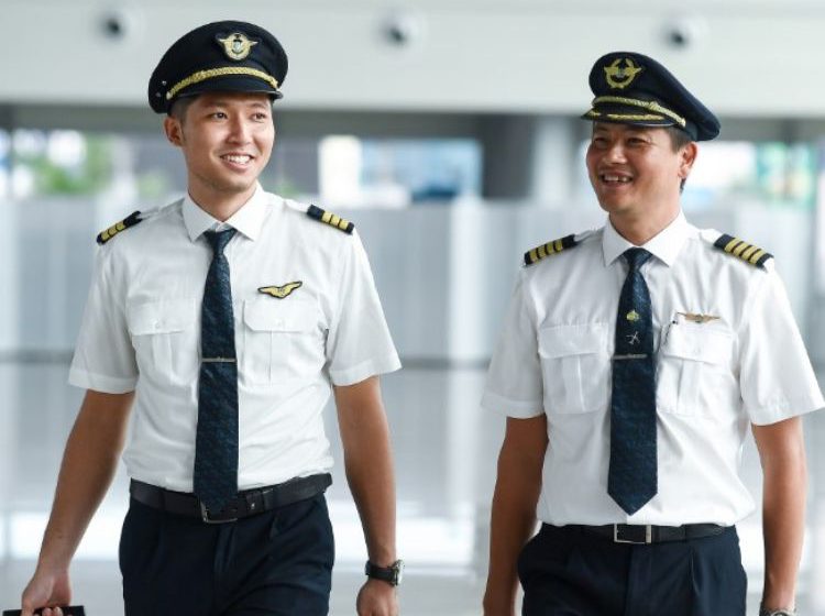  Đại diện Vietnam Airlines: “Nếu cách ly đủ 14 ngày, hãng bay được vài ngày là hết phi công”