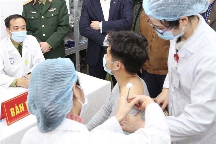  Sức khỏe người tiêm thử vaccine COVID-19 của Việt Nam liều cao nhất đều ổn định