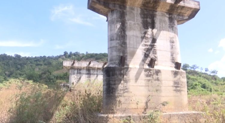  Đắk Lắk: Cận cảnh cây cầu bị gọi là “Biểu tượng của sự lãng phí”