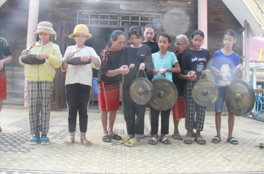 Buôn làng ở Đắk Lắk vang tiếng cồng chiêng mỗi ngày