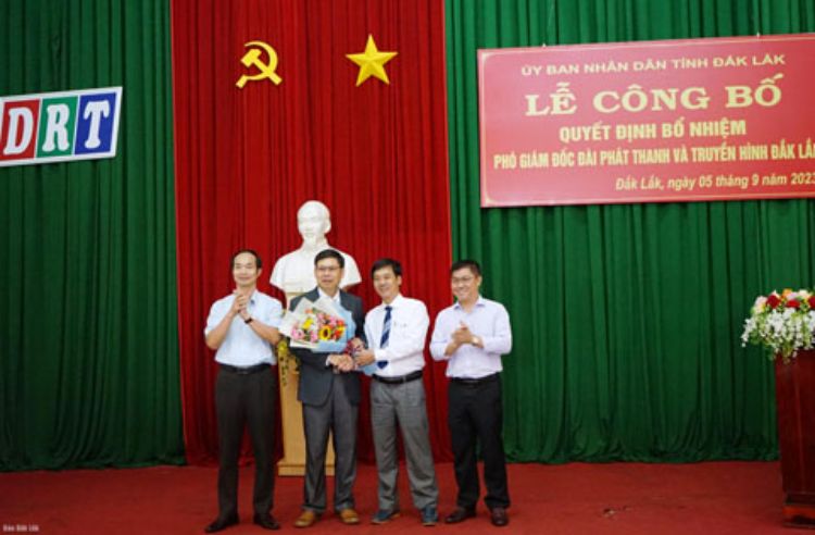  Ông Hà Văn Dũng được bổ nhiệm giữ chức Phó Giám đốc Đài Phát thanh và Truyền hình Đắk Lắk